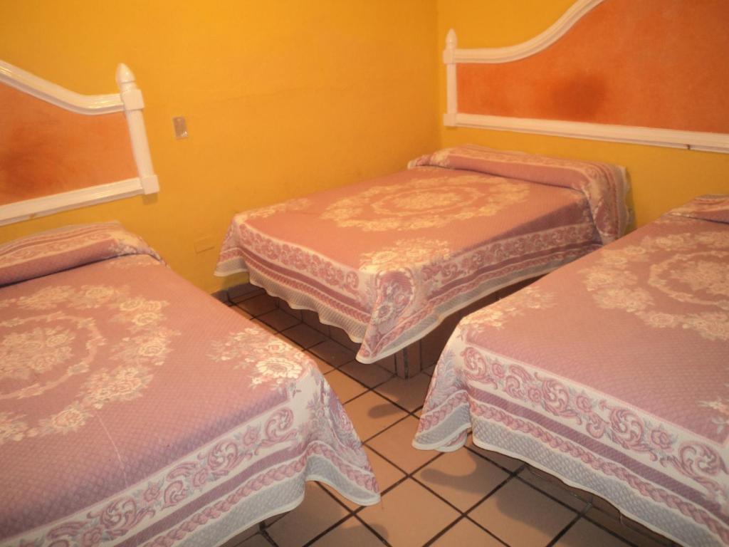 Hotel Del Valle Los Mochis Extérieur photo