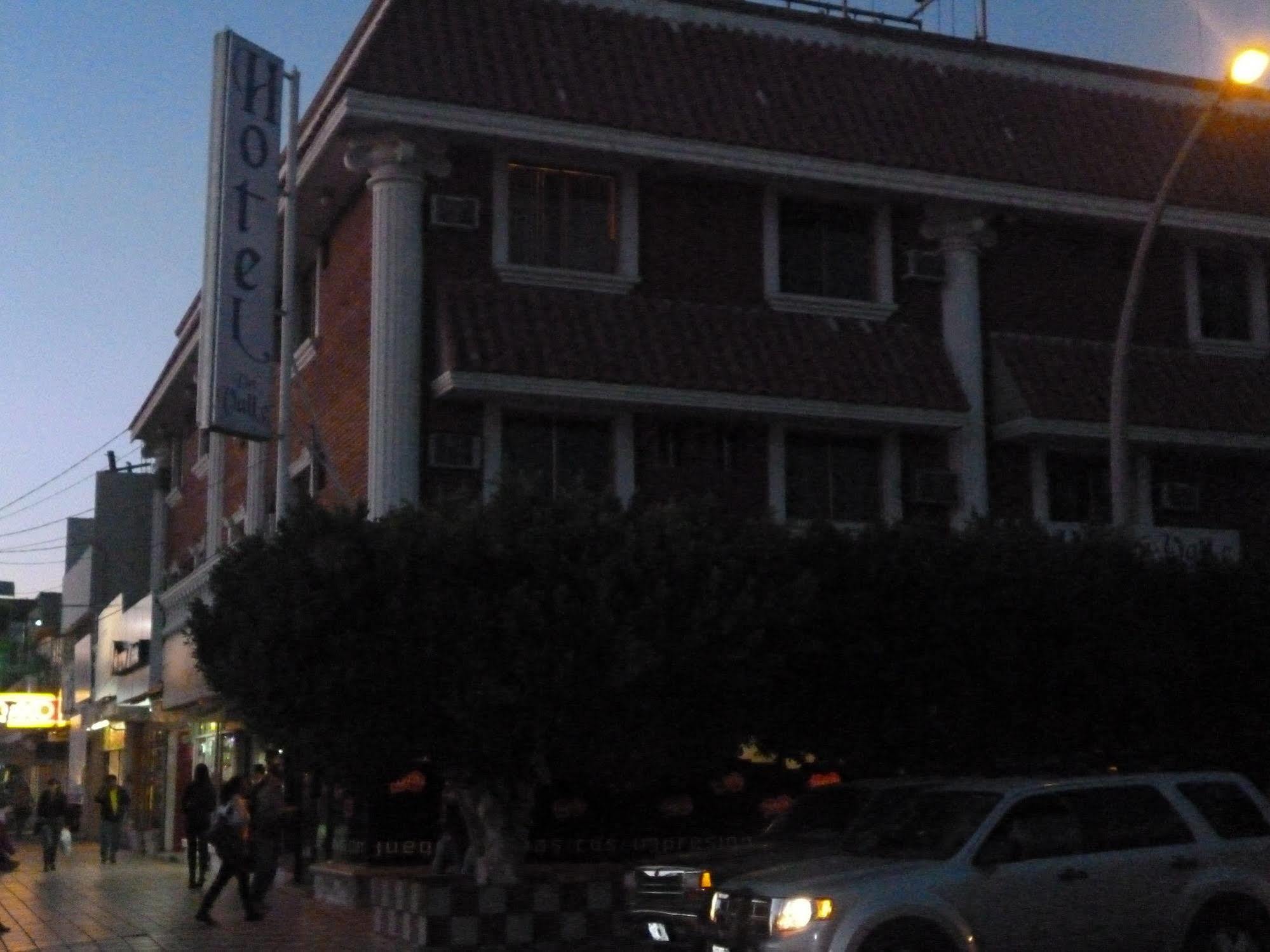 Hotel Del Valle Los Mochis Extérieur photo